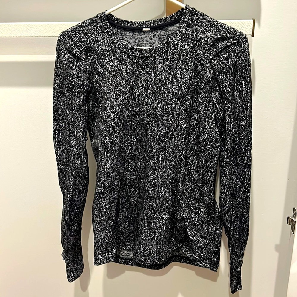 Lulu - long sleeve workout top